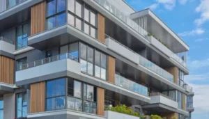 Real estate building